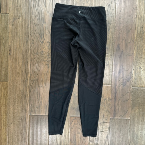 Old Navy Active Leggings - Picture 3 of 8